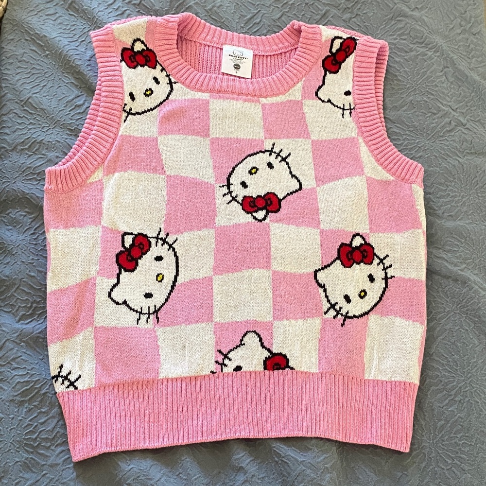 Hello Kitty sweater/vest pink and white checkered knit